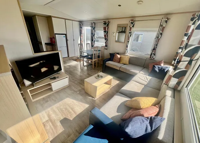 Reevas Retreat At Littlesea Holiday Park, Weymouth