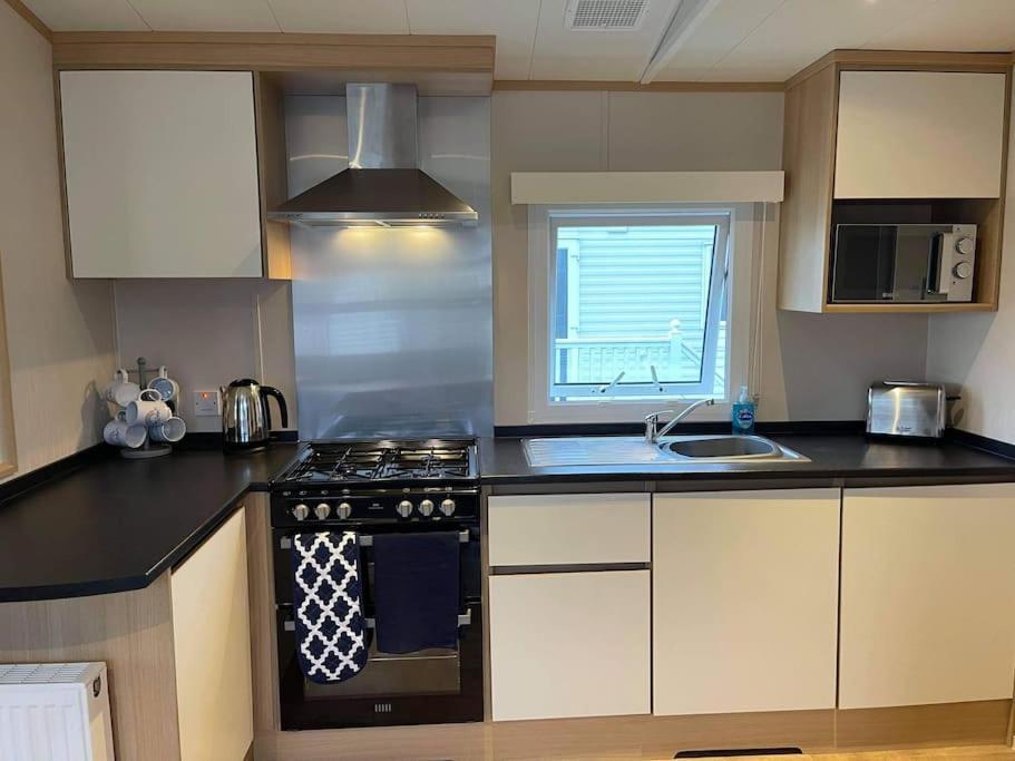 Reevas Retreat At Littlesea Park, Weymouth Wyke Regis