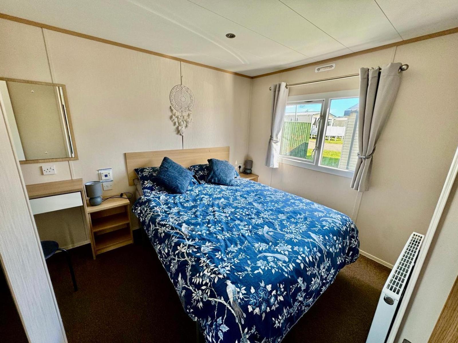 Reevas Retreat At Littlesea Park, Weymouth *